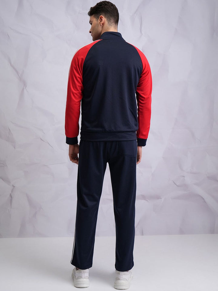 HIGHLANDER High Neck Sweatshirt & Trouser