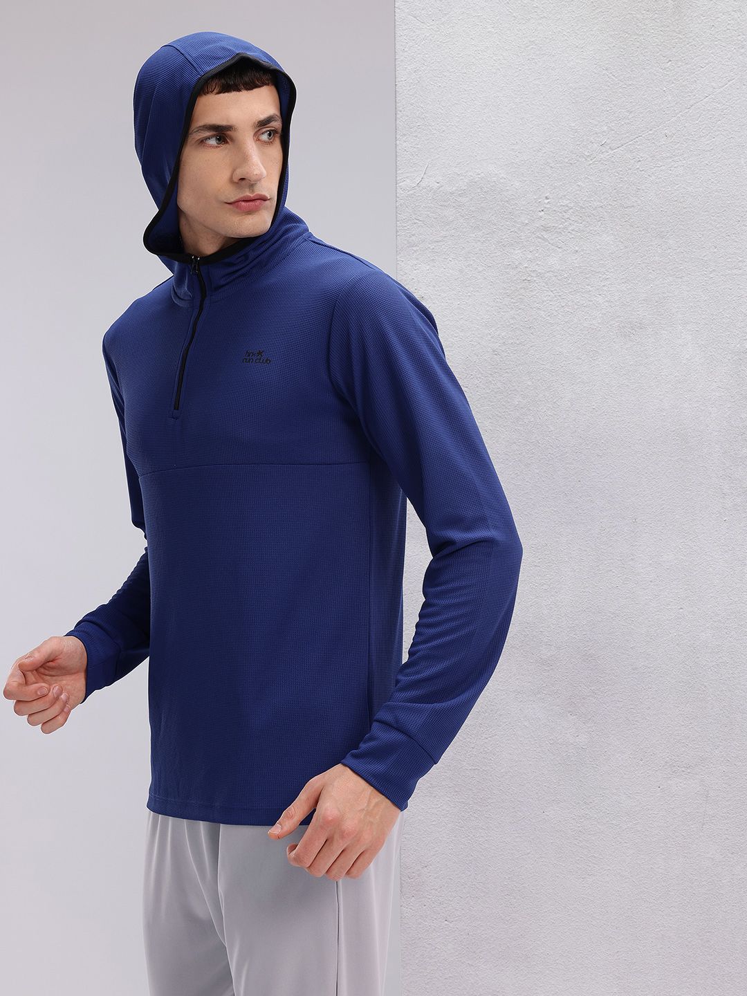HRX oleh Hrithik Roshan Men Hooded Running T-Shirt