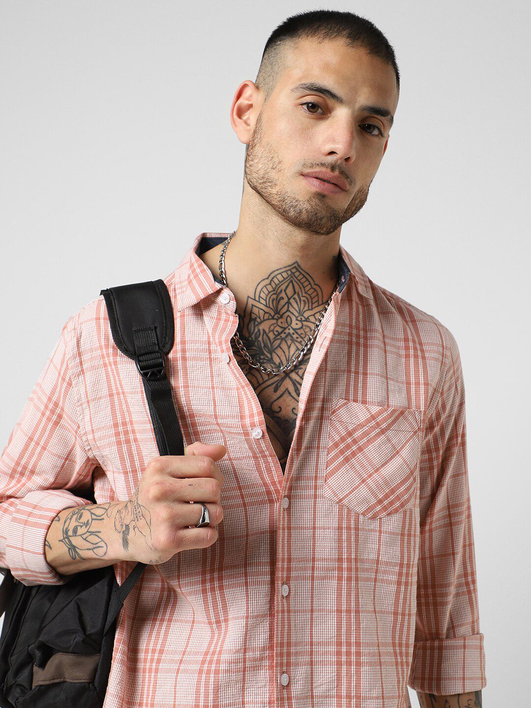 VASTRADO Slim Fit Tartan Checked Spread Collar Cotton Casual Shirt