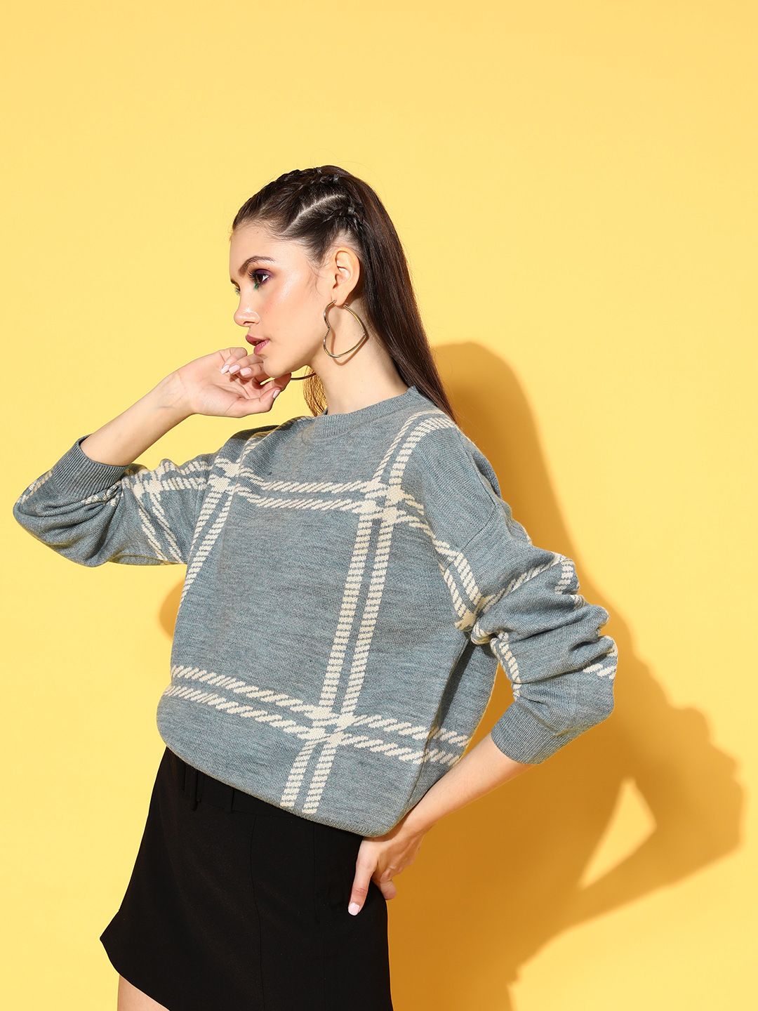 Berrylush Women Attractive Blue Checked Knits Bits Sweater
