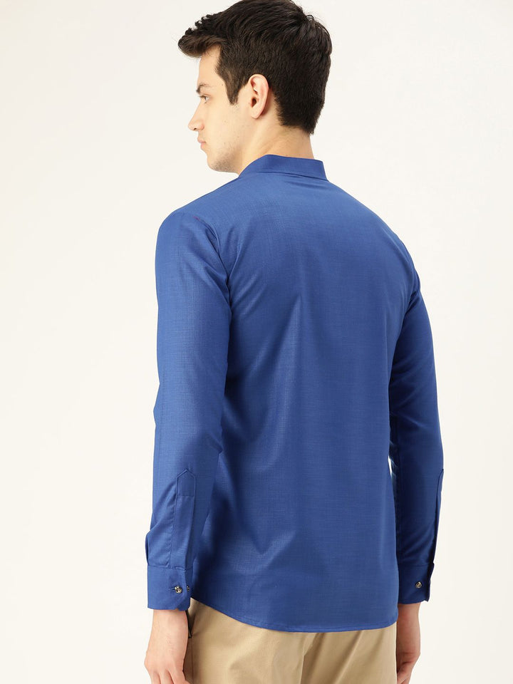 SOJANYA Men Blue Solid Straight Kurta