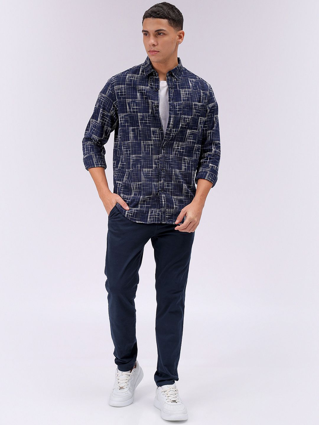 The Indian Garage Co Men Cutaway Collar Checked Cotton Slim Fit Casual Shirt