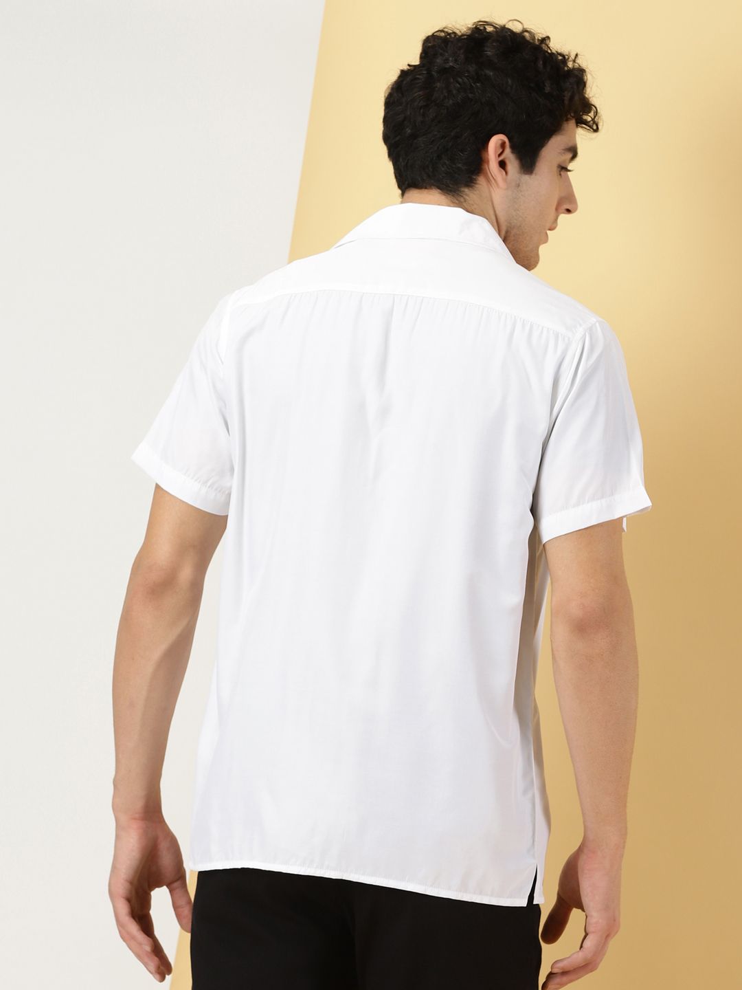 Thomas Scott Classic Spread Collar Short Sleeves Casual Shirt