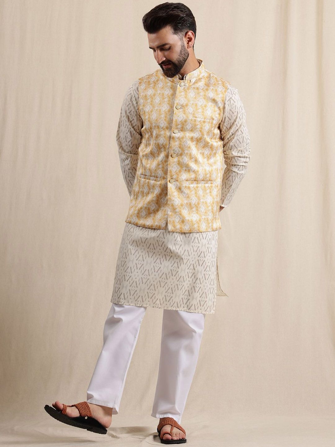 Kurta Lurus Bercetak Geometrik Anouk Dengan Piyama & Jaket Nehru