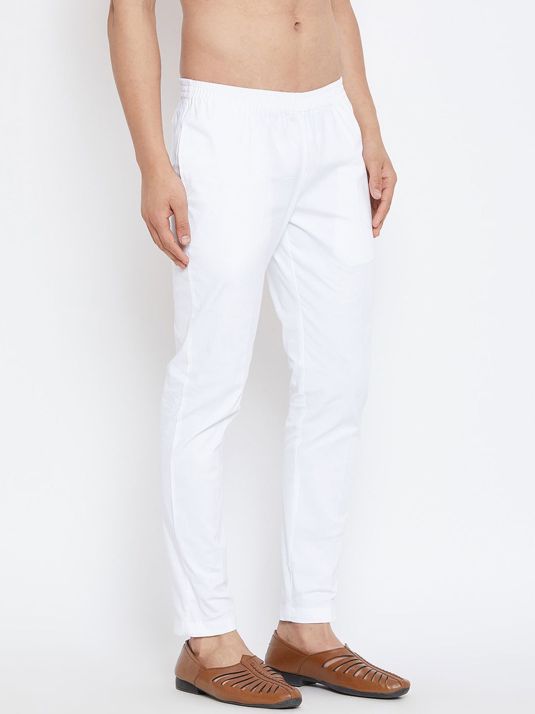 See Designs Men White Solid Pyjamas