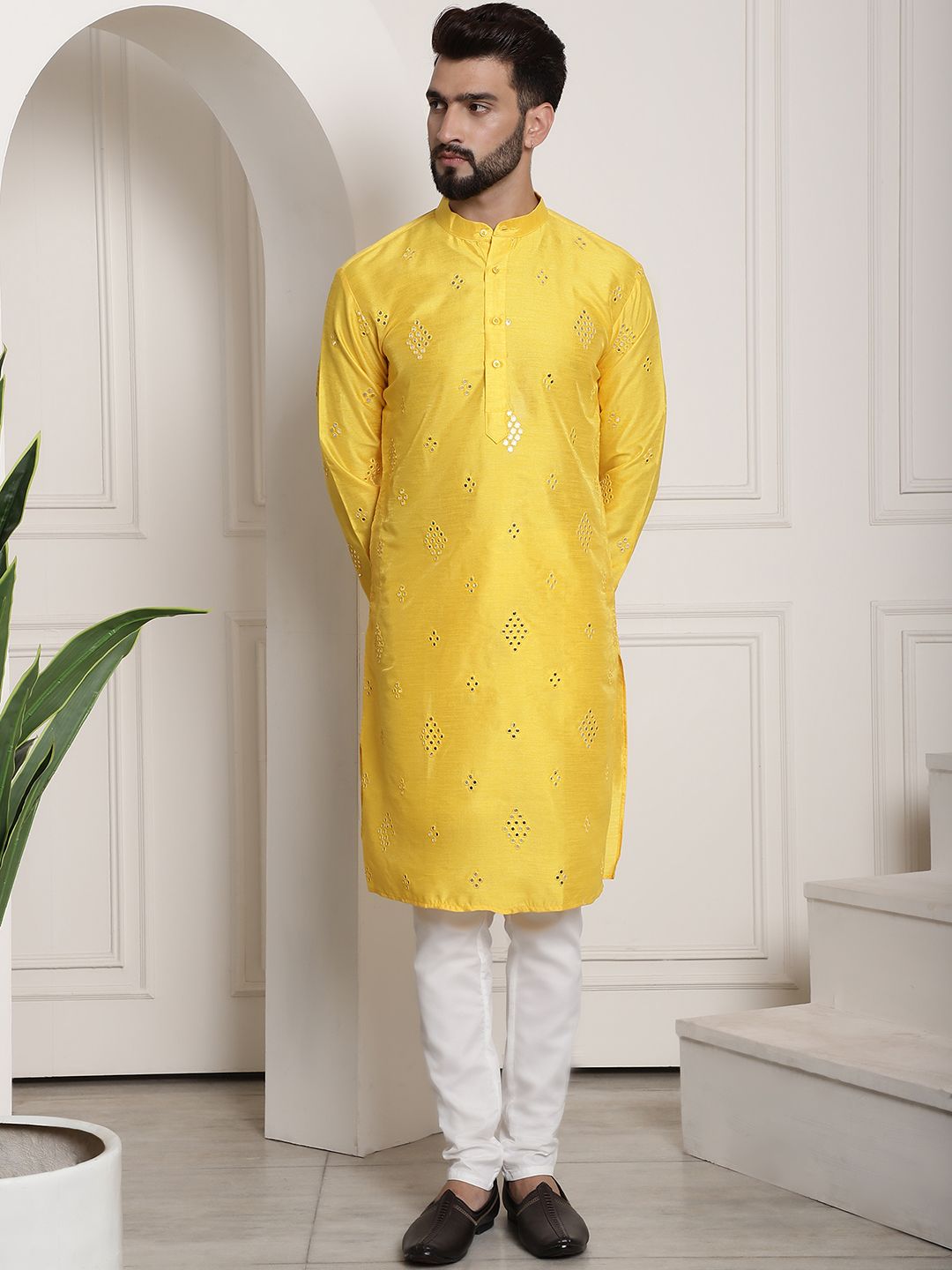 SOJANYA Geometric Embroidered Mirror Work Mandarin Collar Regular Kurta With Pyjama