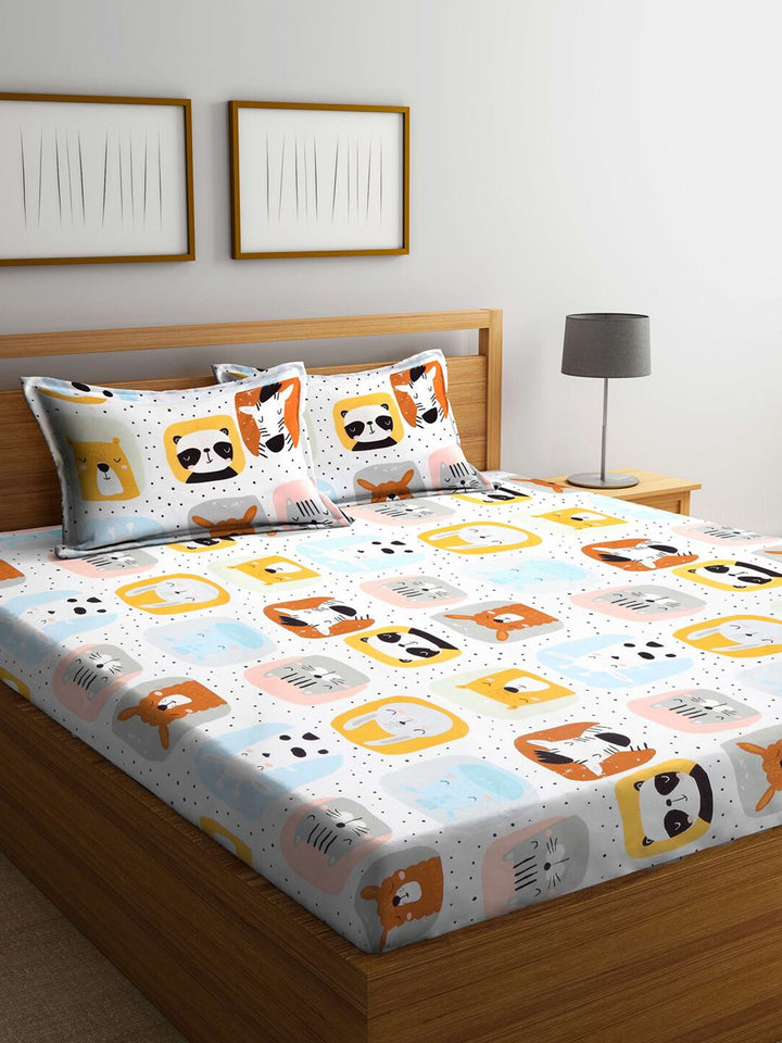 KLOTTHE Multicolored Geometric Cotton 300 TC King Fine 2 Cadar dengan 4 Sarung Bantal-250 x 220 cm