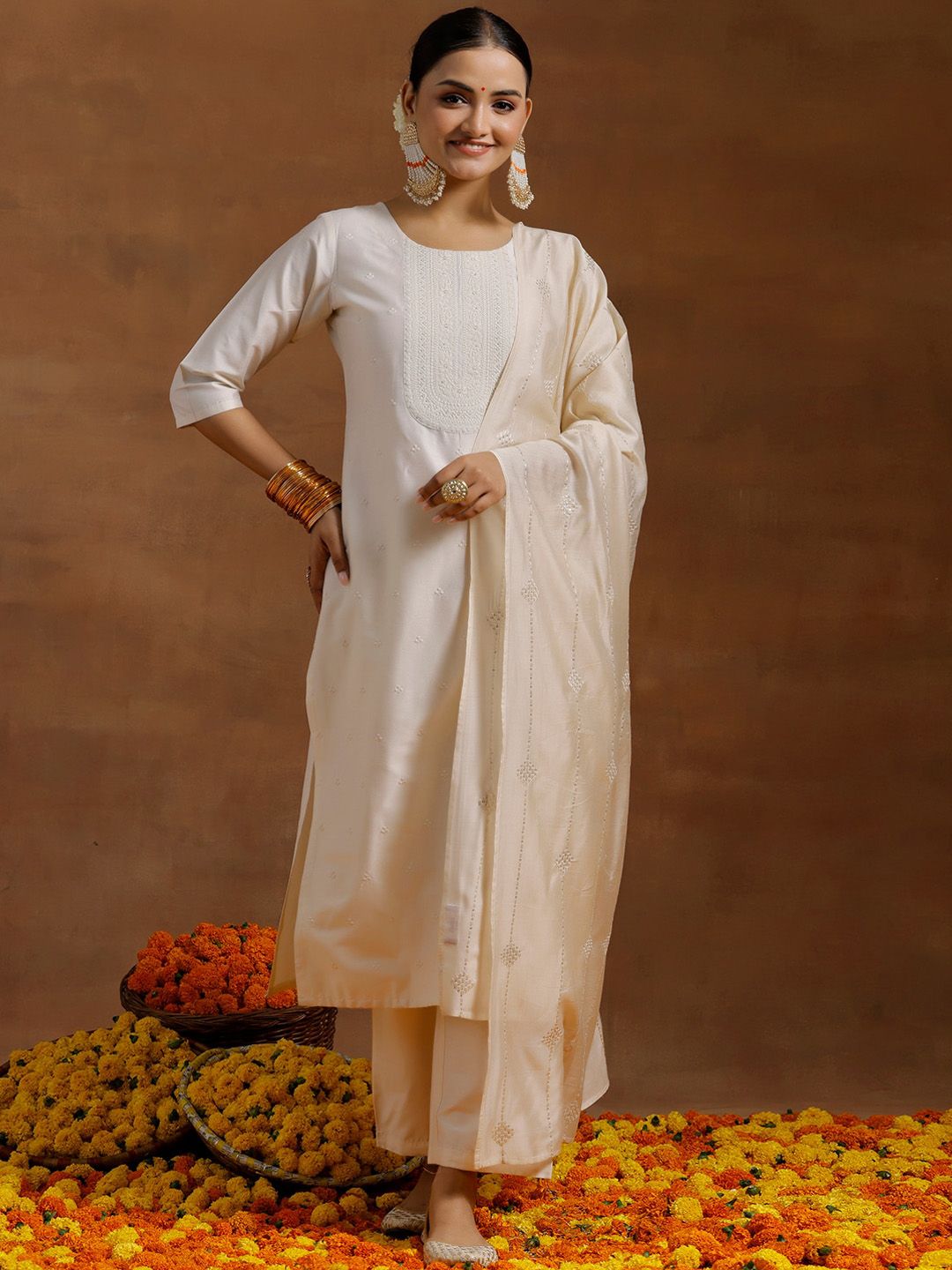 Libas Floral Embroidered Regular Thread Work Kurta With Trousers & Dupatta