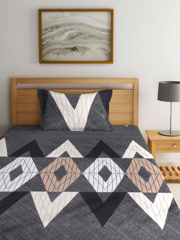 KLOTTHE Grey & White Geometric Printed 300 TC Fitted Single Bedsheet & Pillow Cover