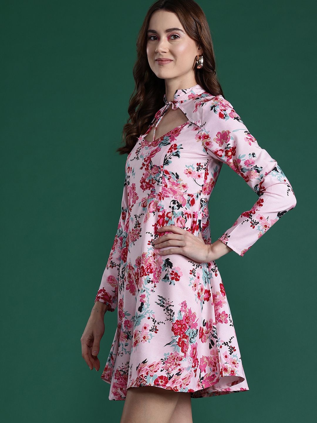 DressBerry Floral Print Tie-Up Neck A-Line Mini Dress