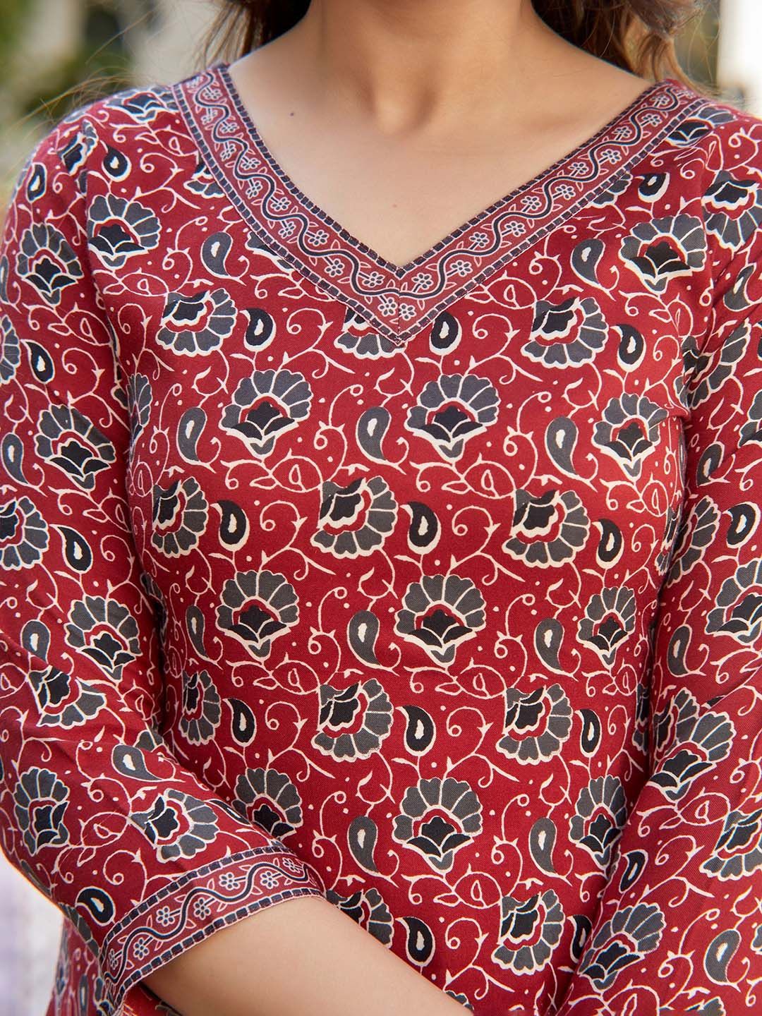 KALINI Women Floral Printed Regular Thread Work Kurta with Trousers & With Dupatta
