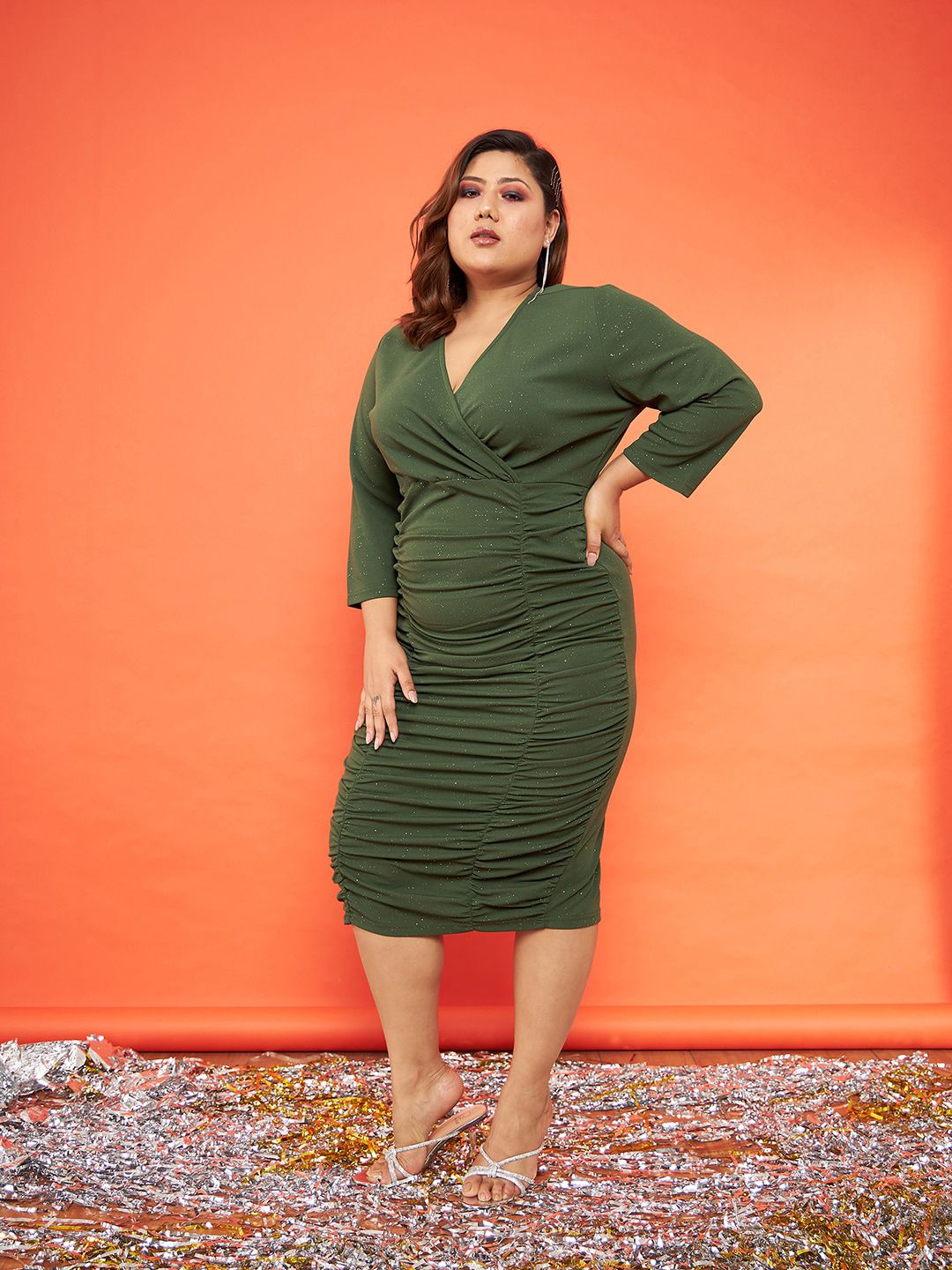 SASSAFRAS Curve Plus Size Bodycon Midi Dress