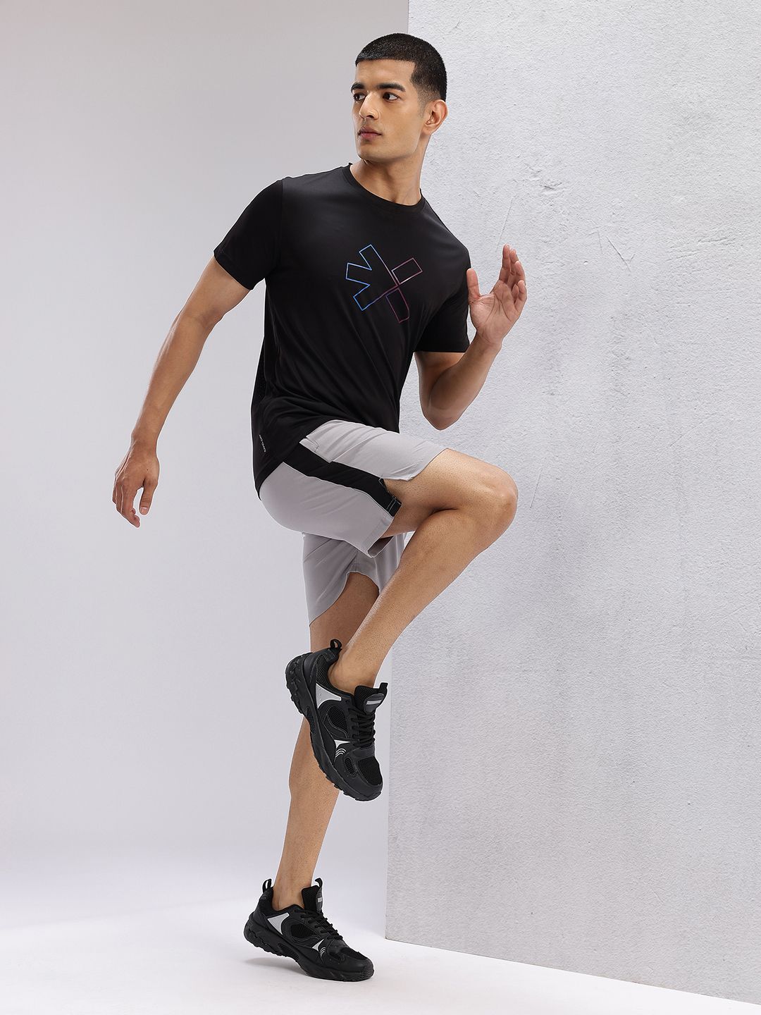 HRX by Hrithik Roshan Men Rapid-Dry Mid-Rise Running Shorts