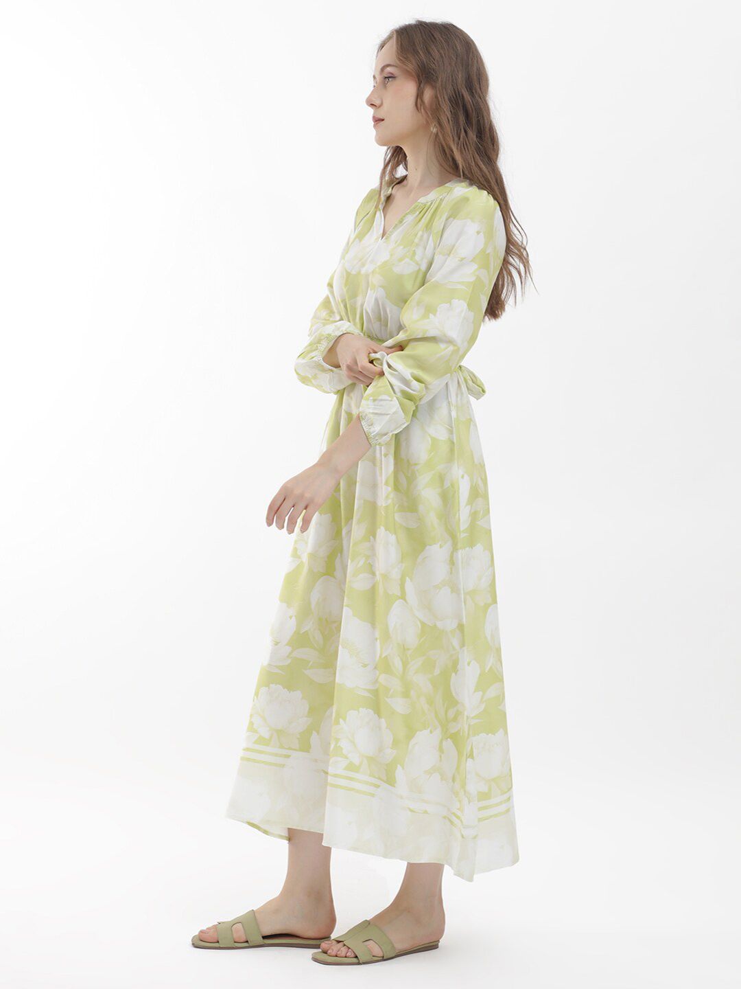 RAREISM Floral Printed Fit & Flare Midi Dress