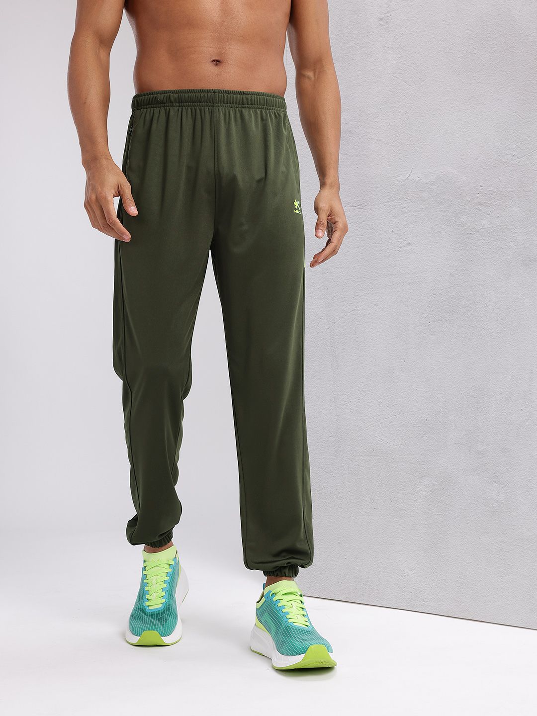 HRX by Hrithik Roshan Men Mid-Rise Rapid-Dry Training Joggers