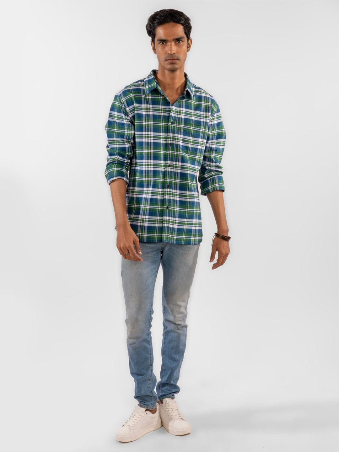 Eszett Checked Long Sleeves Spread Collar Pure Cotton Regular Fit Casual Shirt