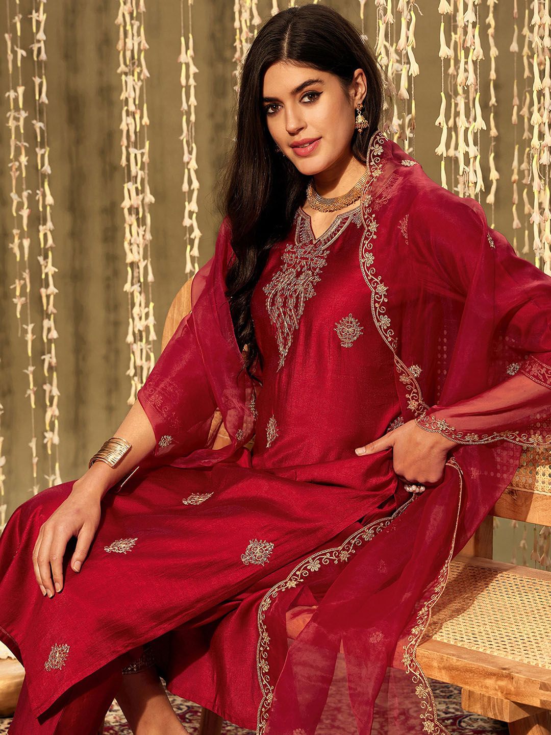 Indo Era Ethnic Motifs Embroidered Thread Work Kurta With Trousers & Dupatta
