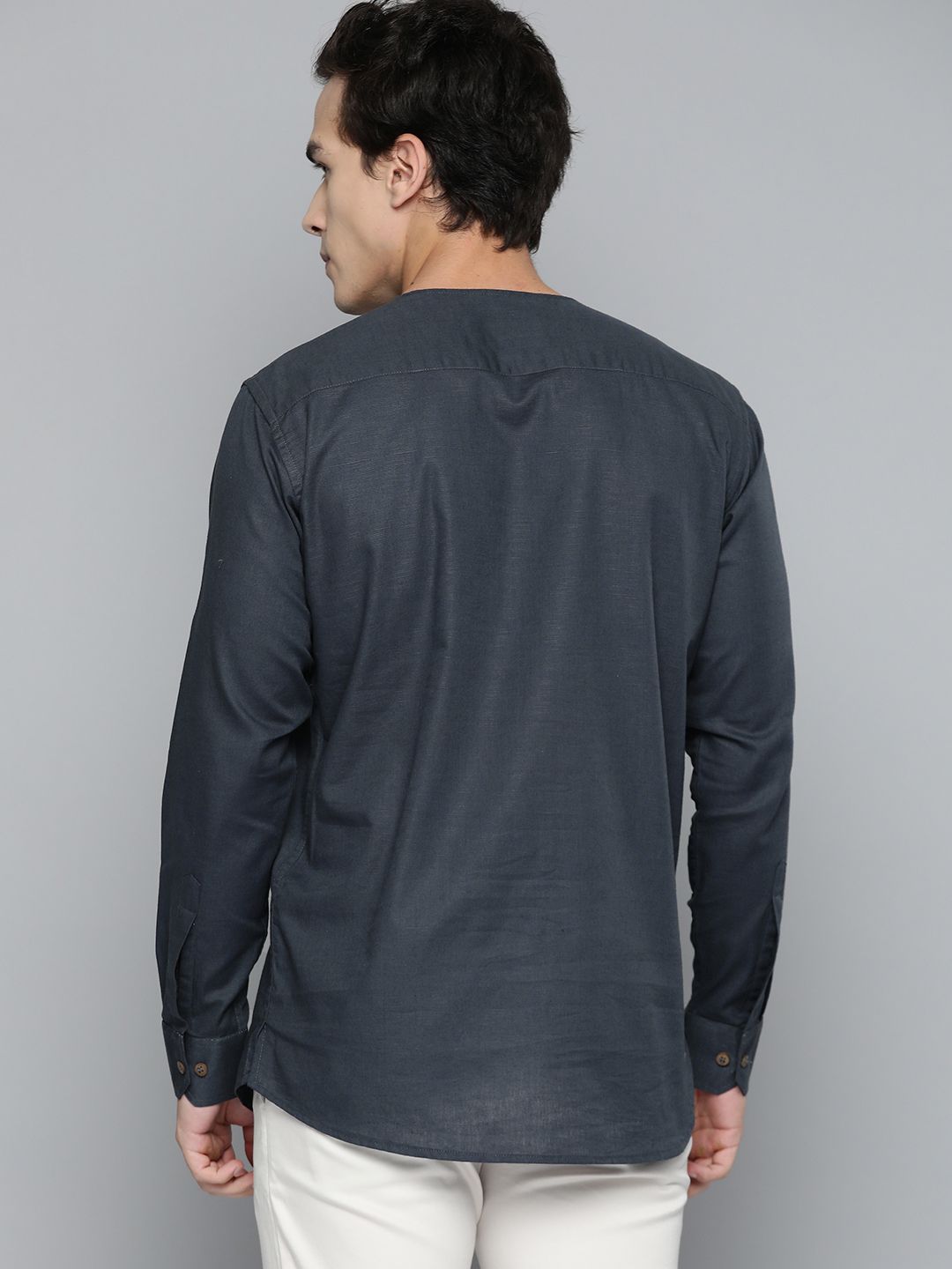 Dennison Men Linen Kurta Pepejal