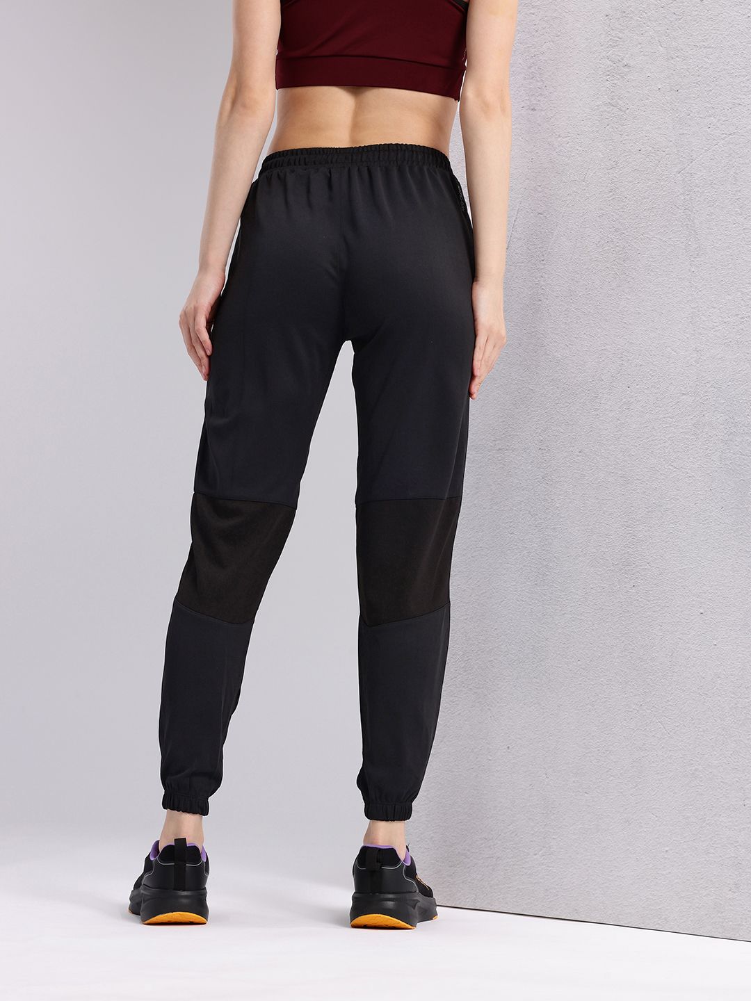 HRX by Hrithik Roshan Women Rapid-dry Running Joggers