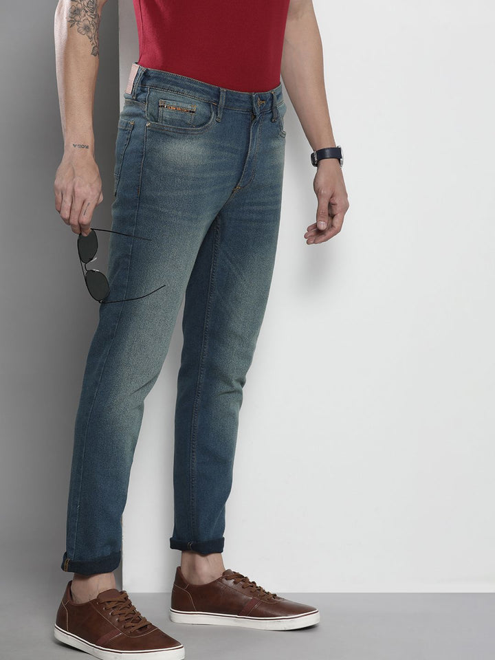 The Indian Garage Co Men Blue Slim Fit Heavy Fade Stretchable Jeans
