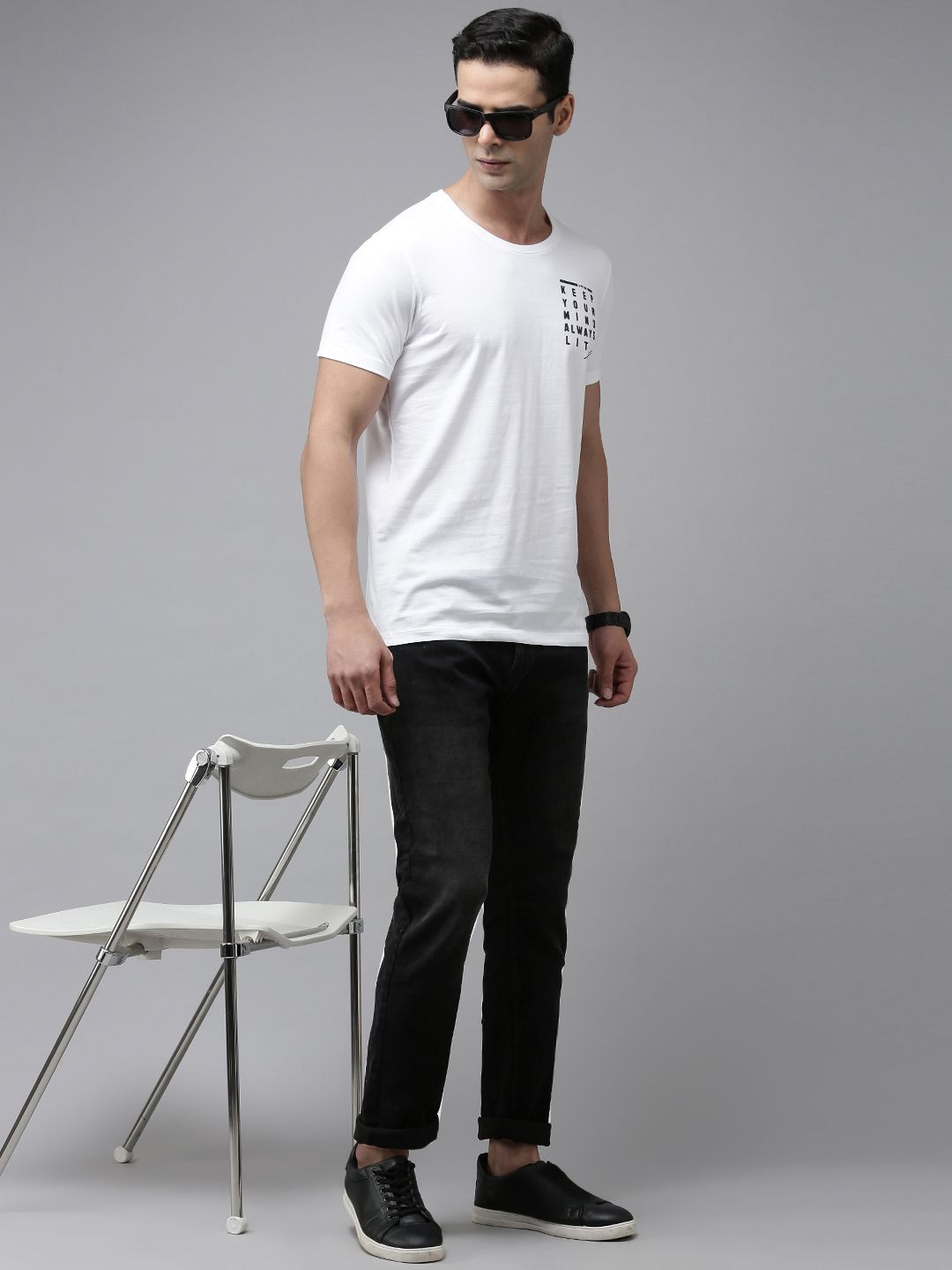 SPYKAR Men Slim Fit Faded Jeans