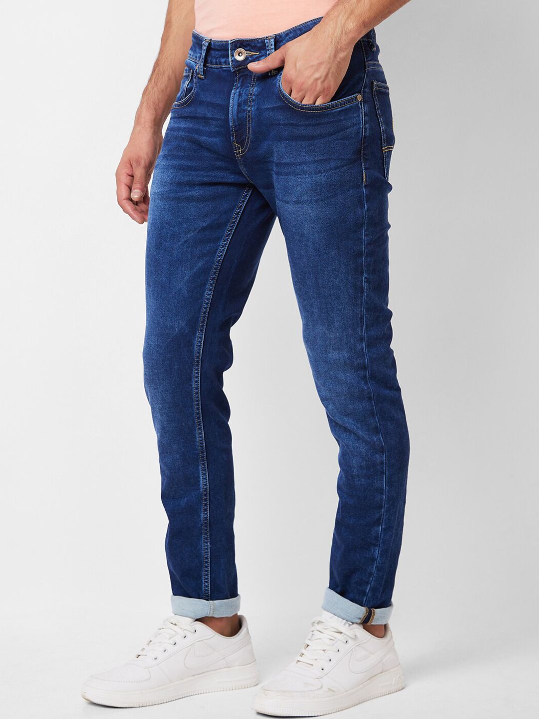 SPYKAR Men Slim Fit Low-Rise Heavy Fade Stretchable Jeans