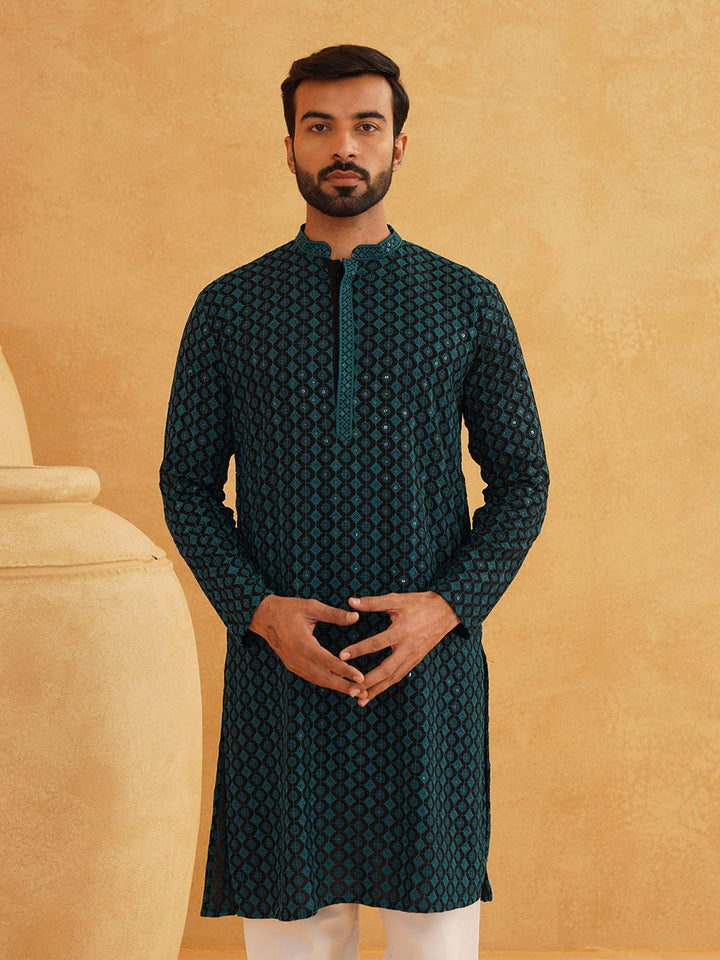 SOJANYA Kurta Kapas Tulen Bersulam Labuci dengan Churidar