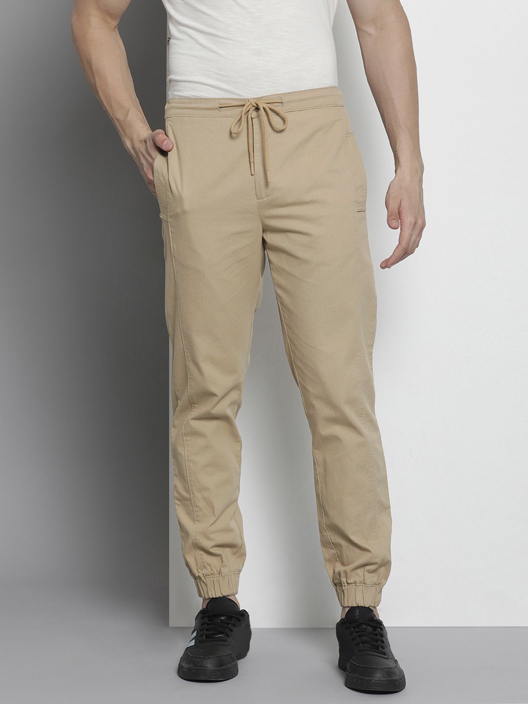 The Indian Garage Co Men Pure Cotton Regular Fit Joggers