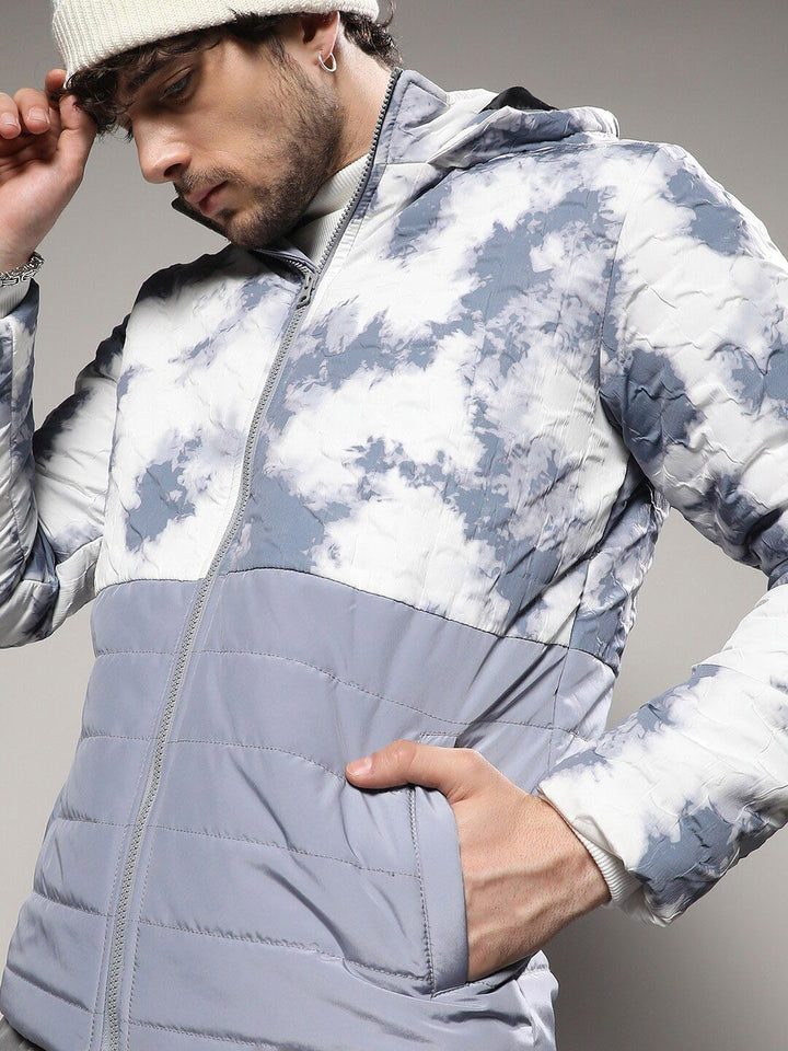 Campus Sutra Tie and Dye Windcheater Outdoor Puffer Jacket