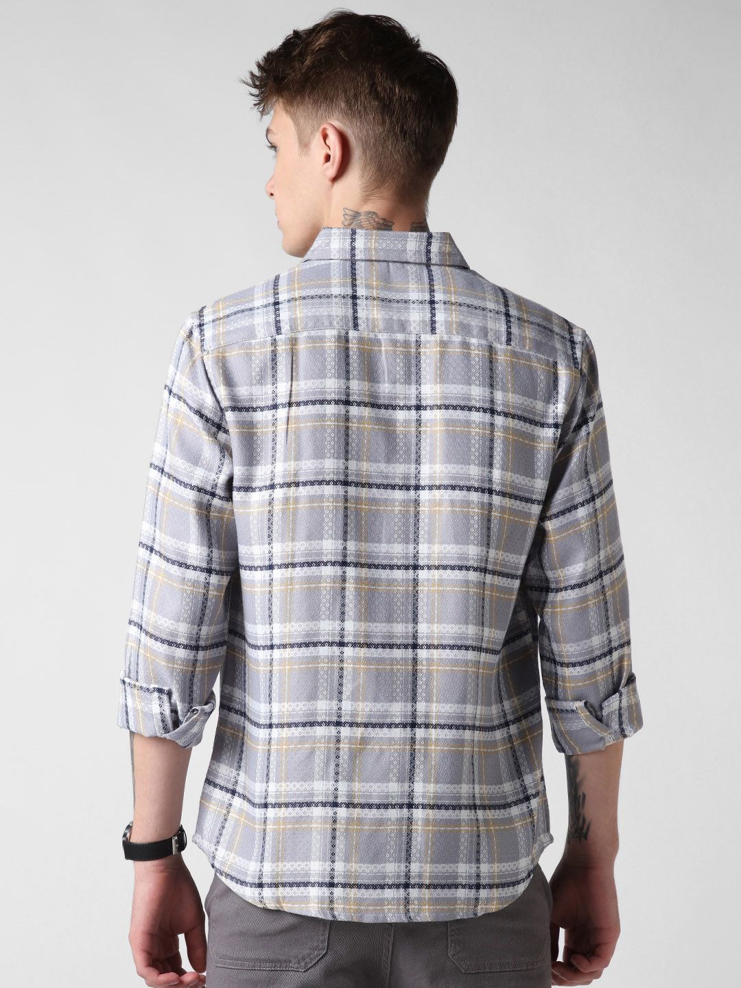 VASTRADO Men Classic Slim Fit Opaque Checked Casual Shirt