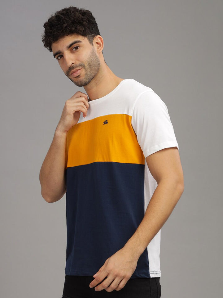 ADRO Colourblocked Regular Fit Cotton T-shirt