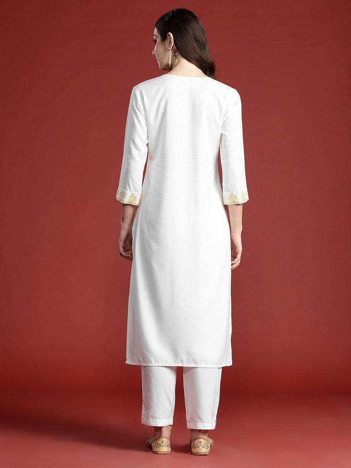 Indo Era Women Floral Embroidered Thread Work Kurta with Trousers