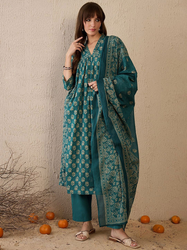 Indo Era Women Floral Printed Empire Pure Cotton Kurta with Trousers & With Dupatta
