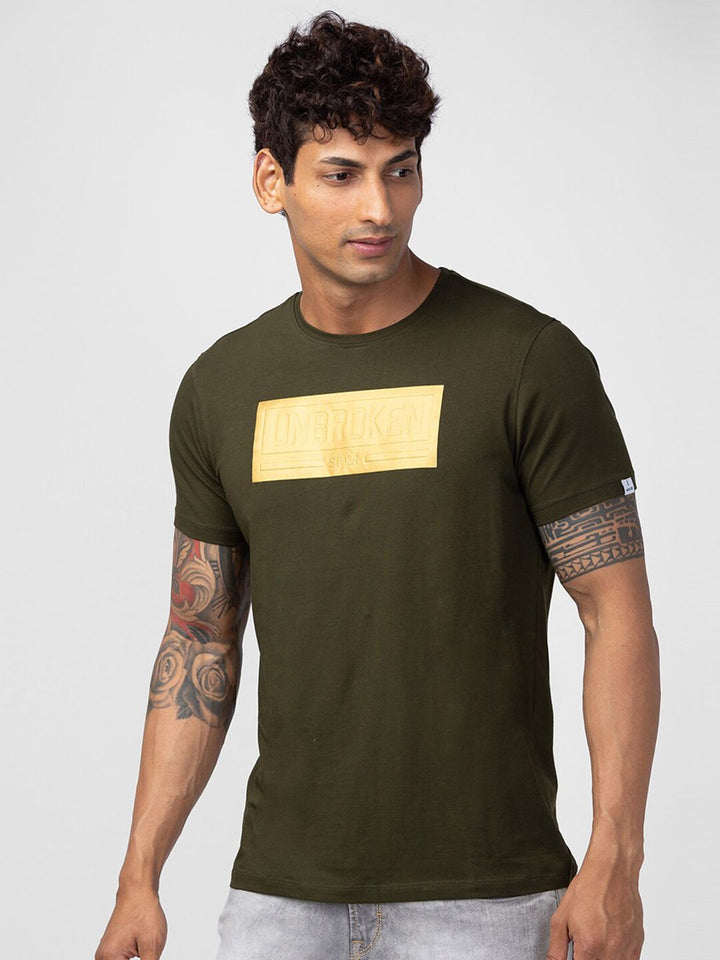 SPYKAR Men Typography Printed Slim Fit T-shirt