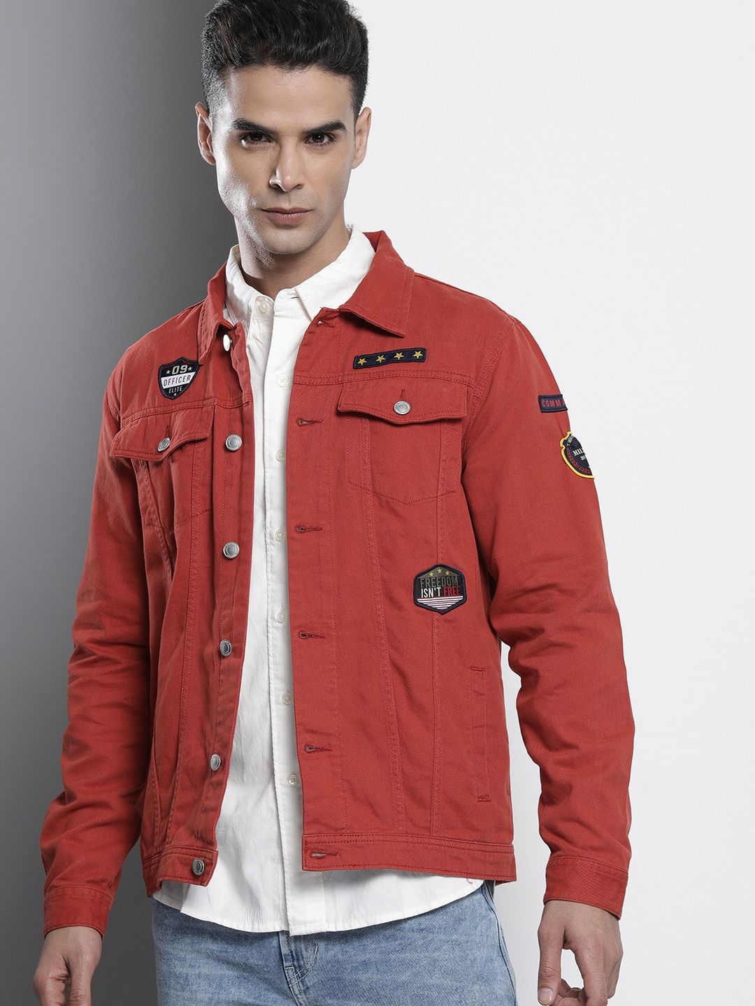 The Indian Garage Co Men Slim Fit Denim Trucker Jacket with Double Flap Pockets