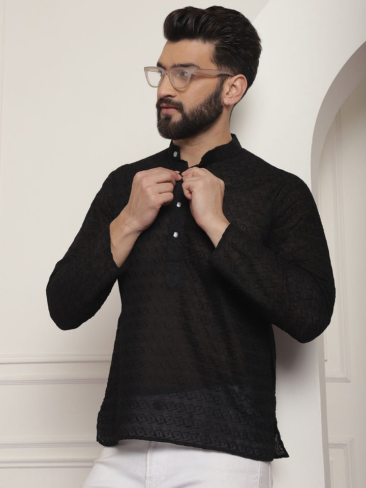 SOJANYA Men Black Chikankari Embroidered Pure Cotton Kurta