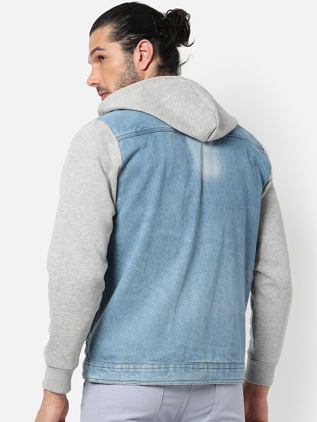 Campus Sutra Men Blue Grey Washed Colourblocked Windcheater Outdoor Denim Jacket