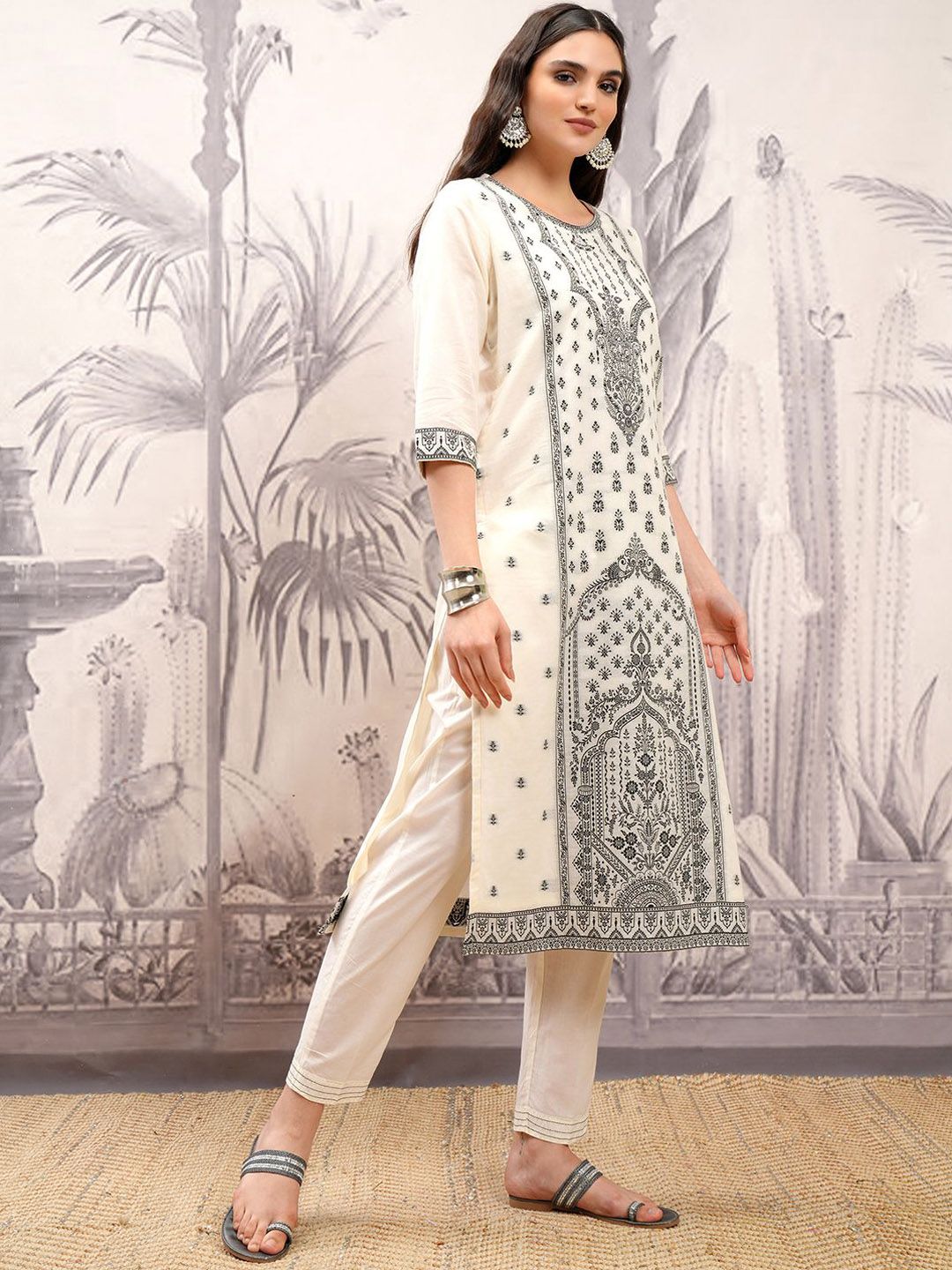 Vishudh Off White Ethnic Motifs Printed Pure Cotton Straight Kurta With Trousers & Dupatta