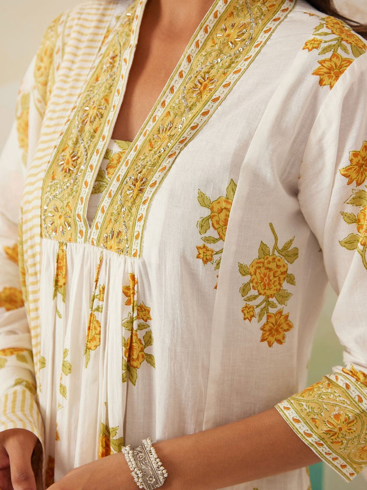 Indo Era Women Floral Printed Pleated Beads and Stones Pure Cotton Kurta with Trousers & With Dupatta