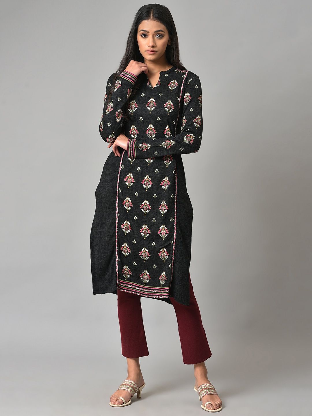 W Women Ethnic Motifs Printed Acrylic Kurta