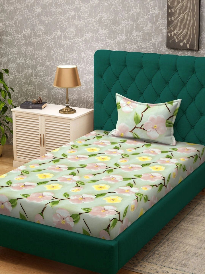 Myntra Elegant Homes Green Floral 400 TC Cadar Tempat Tidur Single dengan 1 Sarung Bantal