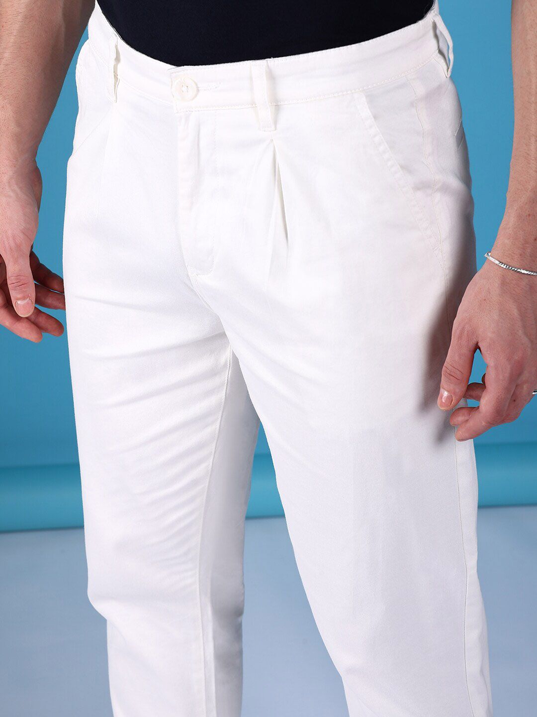 The Indian Garage Co Men Textured Regular Fit Pleated Trousers