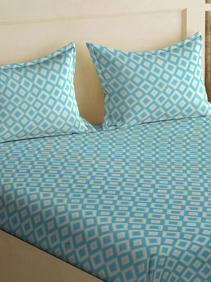 KLOTTHE Turquoise Blue Geometric Printed 300 TC Double King Bedsheet With 2 Pillow Covers