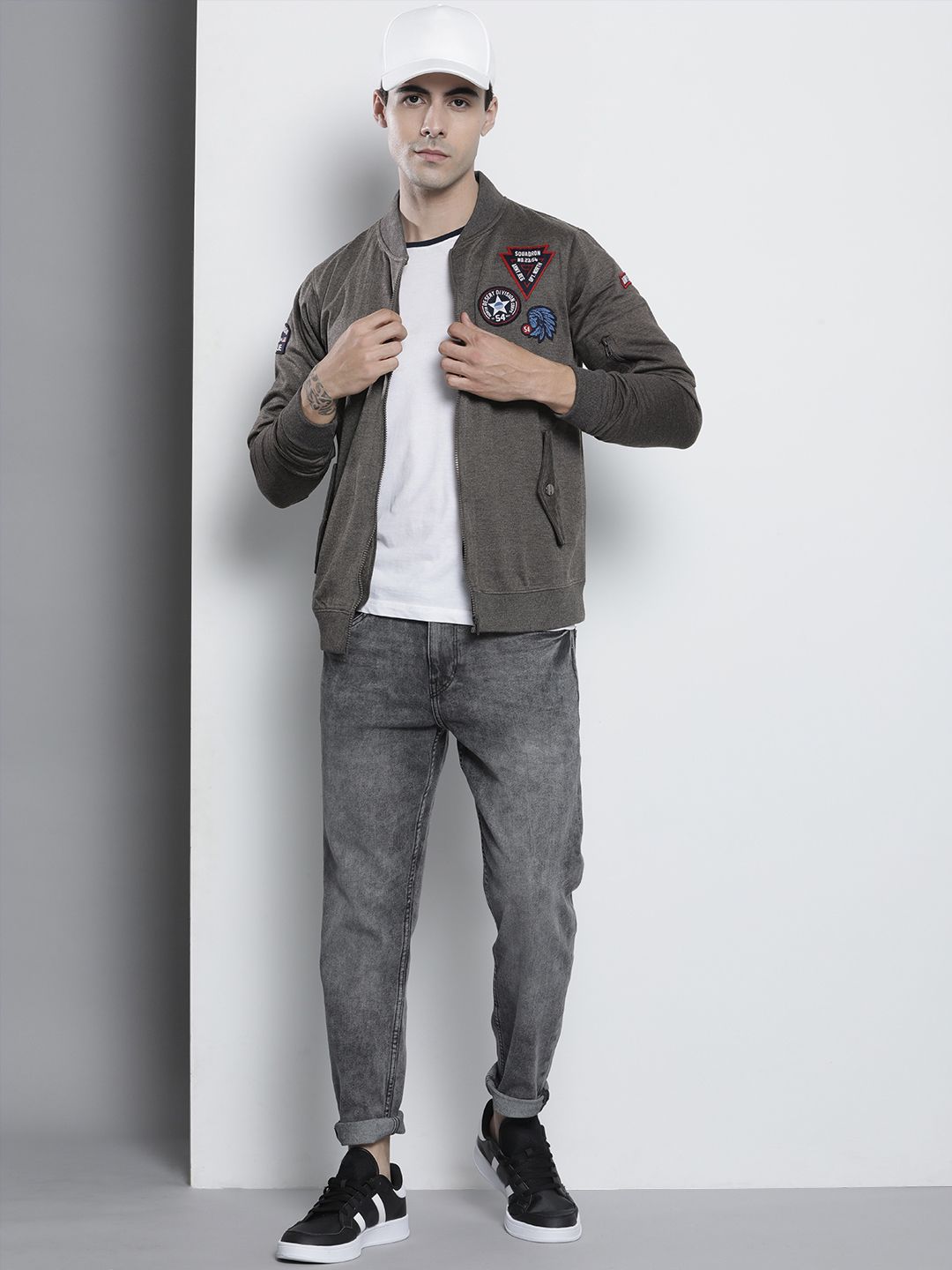 The Indian Garage Co Men Charcoal Grey Applique Detail Sweatshirt