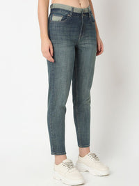 SPYKAR Women Slim Fit Mid-Rise Light Fade Jeans