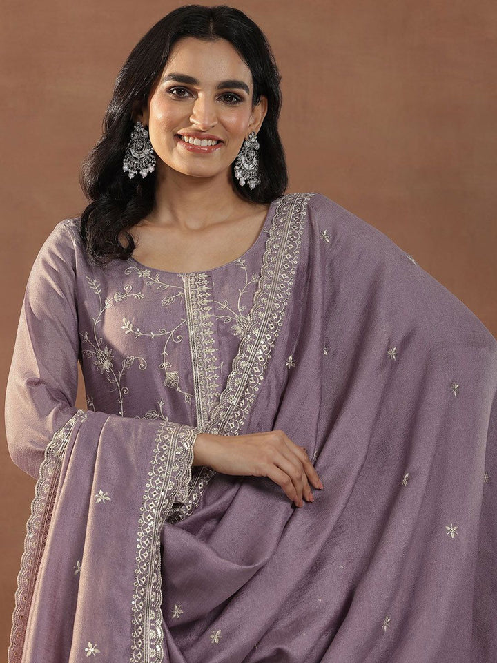 Libas Women Floral Embroidered Regular Sequinned Kurta with Trousers & With Dupatta