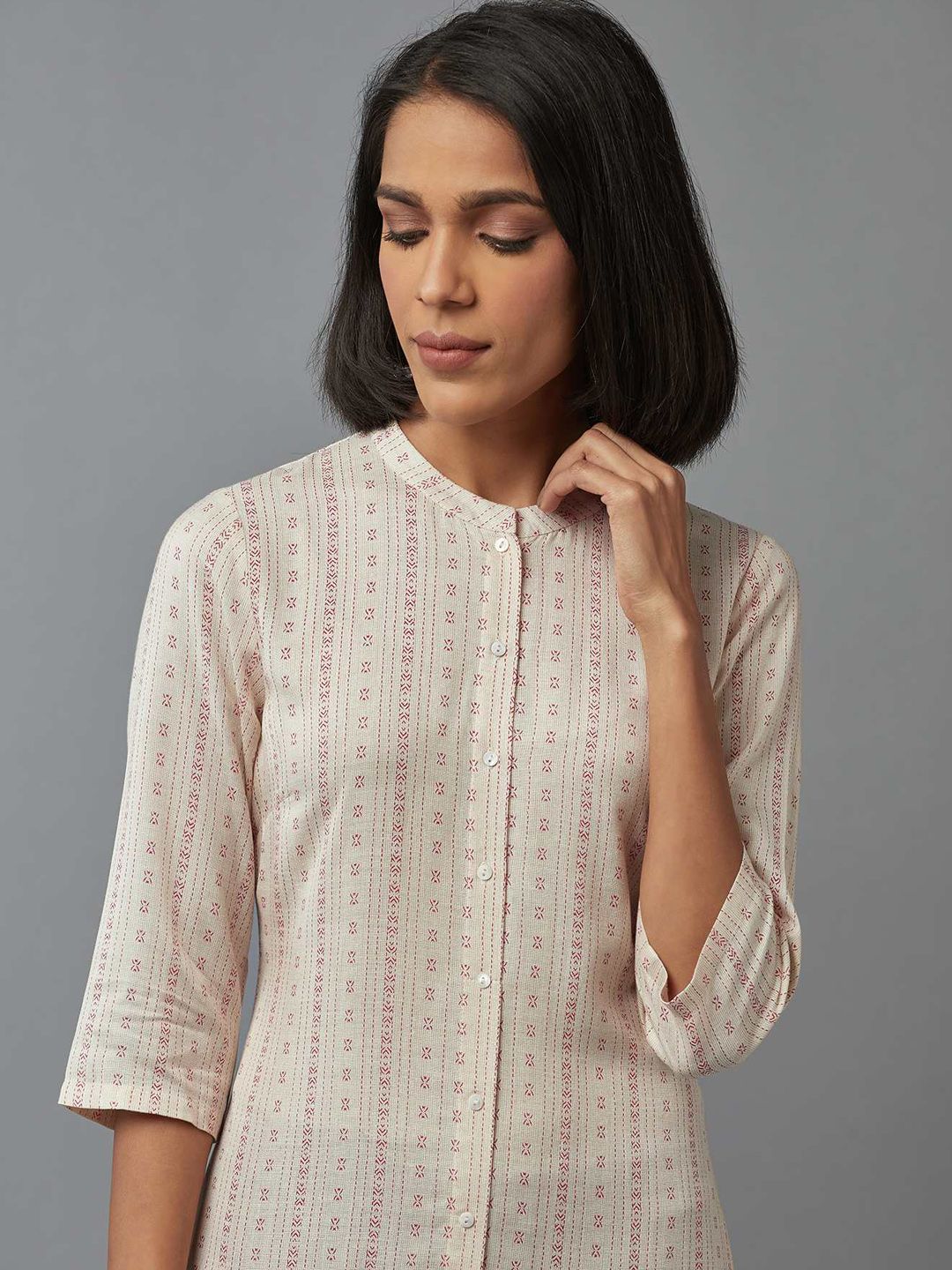 W Women White Ethnic Motifs Embroidered Flared Sleeves Kurta