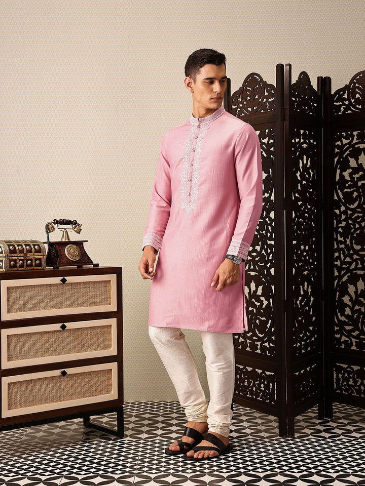 House of Pataudi Floral Yoke Design Sequinned Floral Jashn Kurta