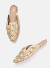 House of Pataudi Women Embroidered Ethnic Mules