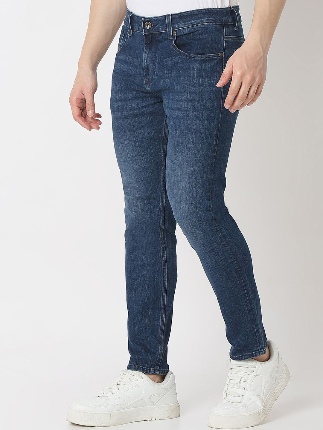 SPYKAR Men Mid-Rise Slim Fit Light Fade Jeans